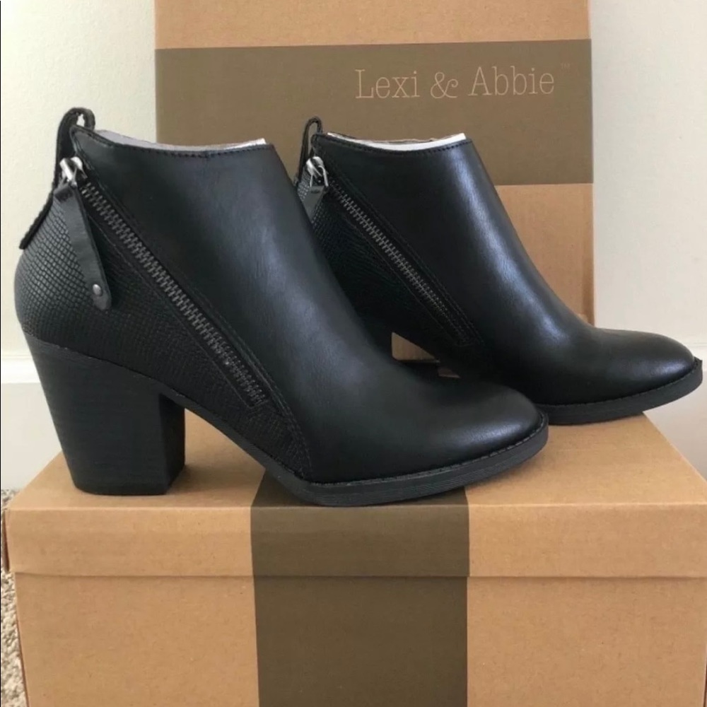 NIB Lexi and Abbie Clara Double Zip Faux Leather Booties Black Size 6.5